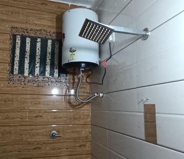 Sabarmati House | Siddhi chakra - Only Family Rooms on Monthly Basis rooms in Home Apartment