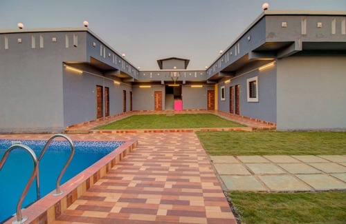 Lonavala House | Siddhi Holiday is providing accommodation service from 10+ years in Lonavala.