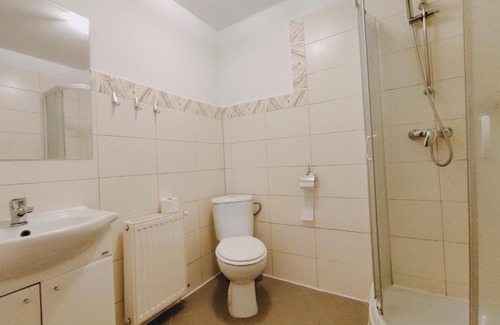 Miroslawiec Apartment | Siedem Ogrodów - Pokoje w Domku Kucharza