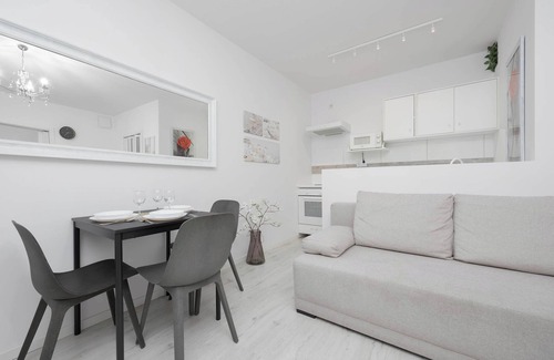Piaseczno Apartment | Sierakowskiego 25A | Bright Apartment | Parking