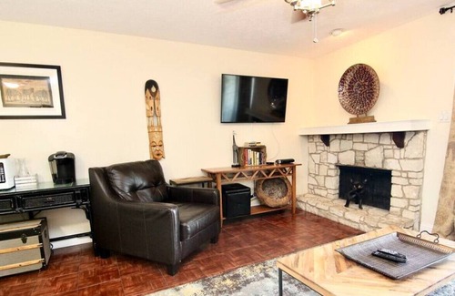 Canyon Lake Condo | Sierra Bella | Sleeps 4 | Near Canyon Lake | WiFi