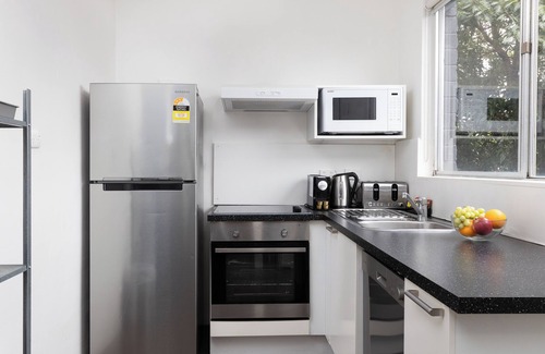 Sale Hotel | Siesta Central Apartments
