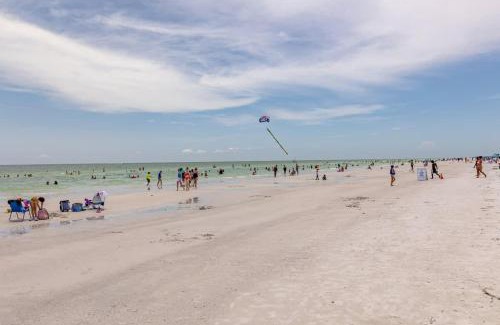 Sarasota House | Siesta Keys Neighbor 5min to Beach - Entire Suite Apartment