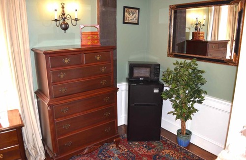 Salem Hotel | Silsbee's by Daniels House