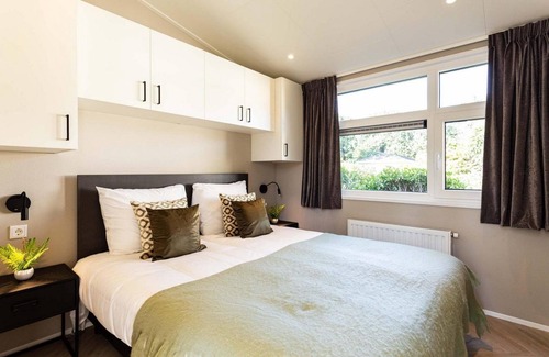 Ede Ski Chalet | ✓ Silva at Bospark Ede ✓ Holiday home for 4 people ✓ Located in Ede (Gelderland) ✓ Holiday resort in the Veluwe region ✓ Book directly at the resort