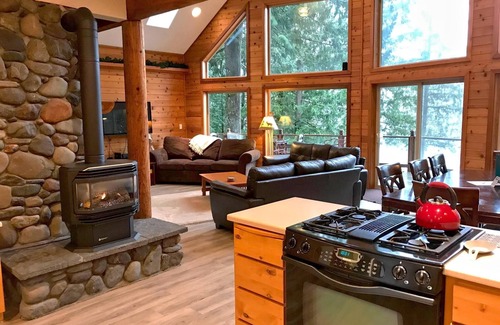 Maple Falls Cabin | Silver Lake Cabin #7 - Lake Front - H/T - Pets Ok