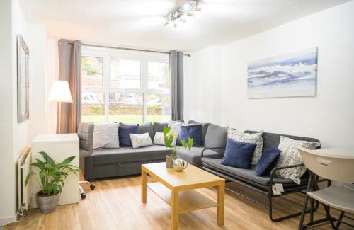 Withington Apartment | Silver Pines King bed 2 BR apartment