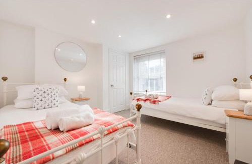 East Runton House | Silvergate Cottage