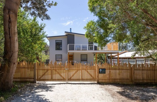 Silverleaves House | Silverleaves Luxe Retreat