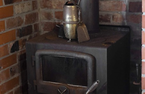 Tenby Point House | Silverstone Cottage Private Beachfront Pet Friendly