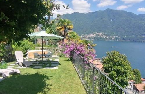 Carate Urio Apartment | Simo House/Stunning Lake View/Balcony