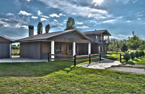 Makednoi House | Simon's Walnut Farm