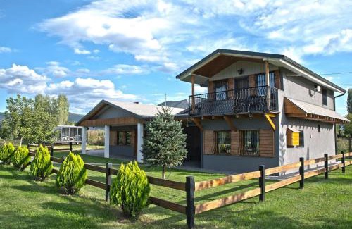 Makednoi House | Simon's Walnut Farm