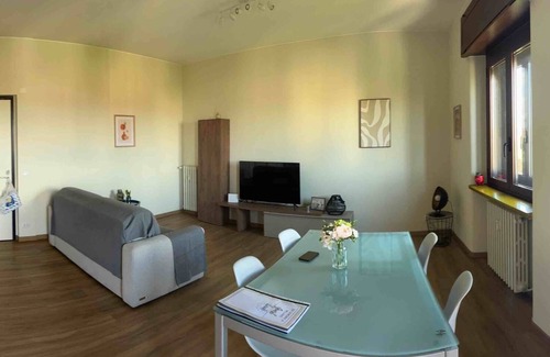 Stadera Apartment | Simona Home Milano: Bocconi, Naviglio, Duomo, Prada, IEO, IULM, Assago Forum,ICH