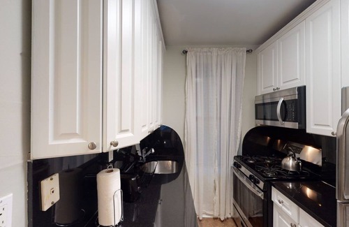 Manhattan Valley Apartment | Simple Apartment #549