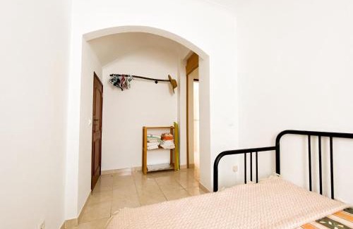 Espiche Apartment | Simple Beach Lovers' Retreat in Espiche #1888