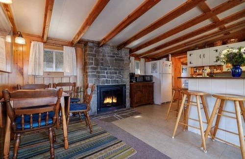 Hall Quarry Cottage | Simple Pleasures - A quaint cottage on the water's edge