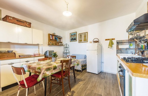 Santa Maria Navarrese Apartment | Simple Relaxing Apartment