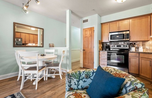 Kill Devil Hills Condo | Simplicity: Oceanfront, Pool, Beach Access