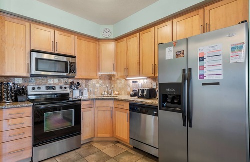 Kill Devil Hills Condo | Simplicity: Oceanfront, Pool, Beach Access