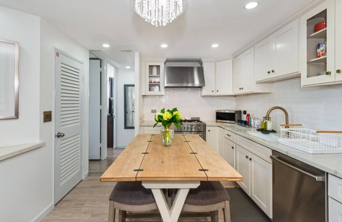 Waikiki Apartment | Simply Beautiful Waikīkī Apartment