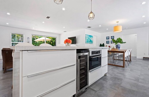 Singer Island House | Simply Elegant WPB Singer Island Home, Casa Blanca.