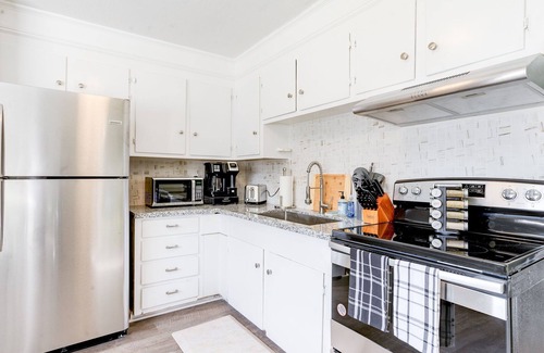 Hattiesburg House | Simply Southern - 3 bd 1.5 ba - Close to USM