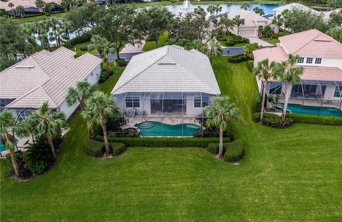 Estero House | Single Family Home in Shadowwood at Brooks in Bonita Springs