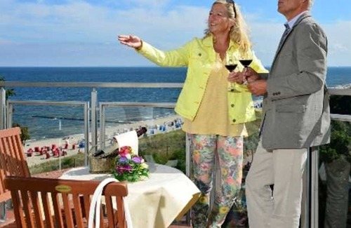 Koelpinsee House | Single Room with Balcony to Kölpinsee - Strandhotel Seerose Kölpinsee