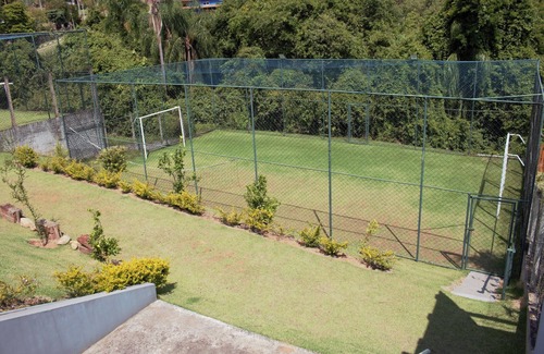 Atibaia Cottage | Single-storey house! Gated community/Leisure and relaxation/Air conditioning in bedrooms