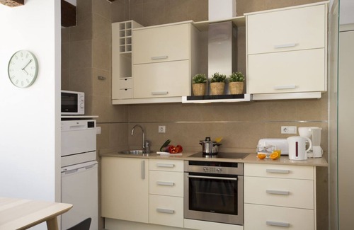 El Pilar Apartment | Singular Stays Quevedo I