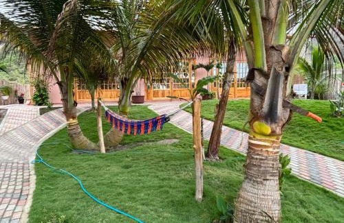 Canoa Resort | Sirena's Beach & Surf Club