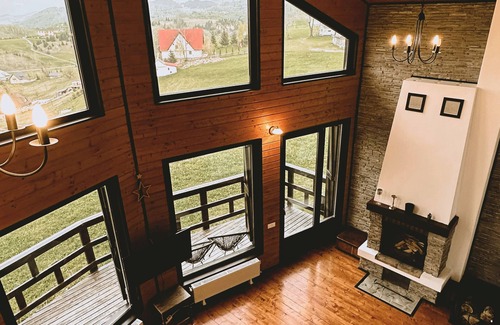Sirnea Ski Chalet | Sirnea Chalet, Spectacular Cabin in Piatra Craiului National Park