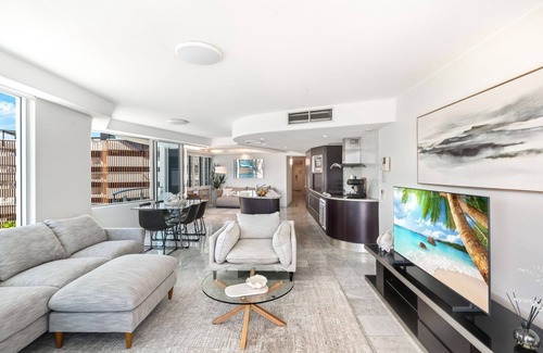Mooloolaba Apartment | Sirocco 508 by G1, Two Bedroom Beachfront Apartment in Sirocco Resort