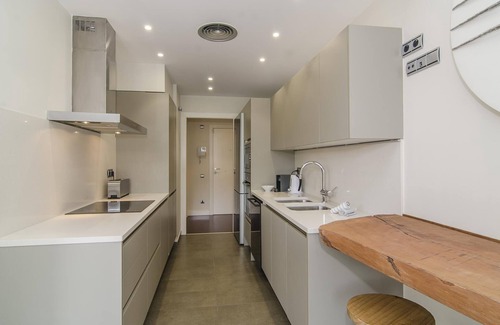 Vallpineda Apartment | Sitges Spaces Garden Paradise -3 B.R./3 Bath/Huge Garden-Terrace & Pool-Sleeps 8