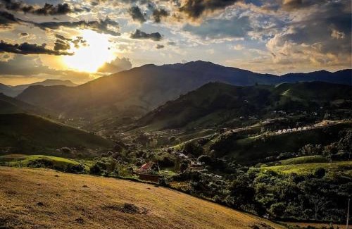 Delfim Moreira House | Sitio Por do Sol - Hospedagem