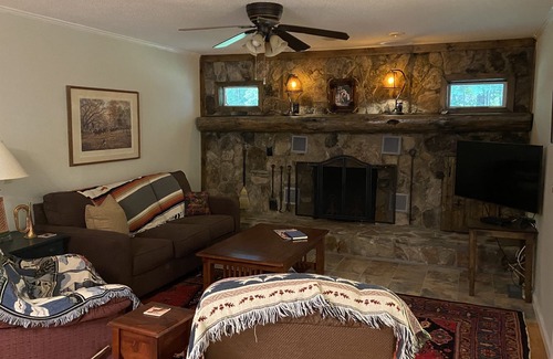 Tiger Cottage | Sits across from lake burton. Some of the best hiking, fishing, hunting.