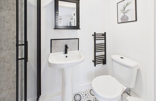 Stockton-on-Tees House | Six bedroom home with en suites