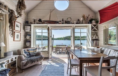 Varmdo Cabin | Sjöstuga Myttinge
