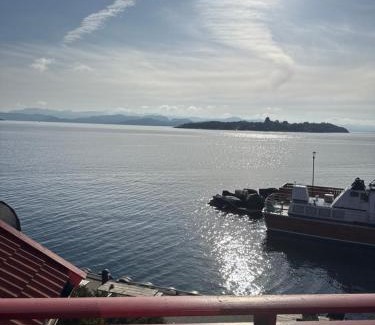 Osthusvik House | Sjøberg Hotell og Ferie Leiligheter