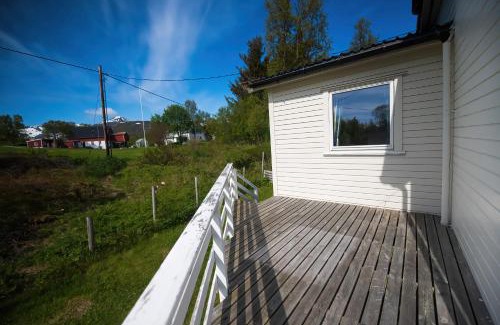 Tranoy Municipality Apartment | Sjølund house