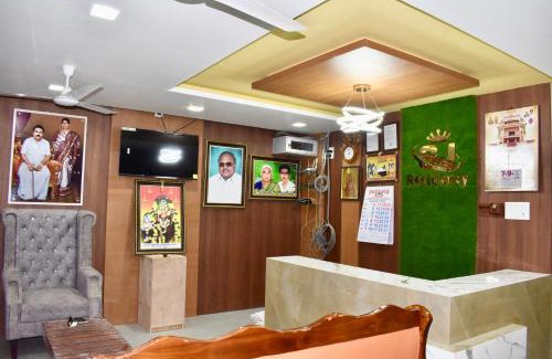 Manalur Cabin | SJ Residency
