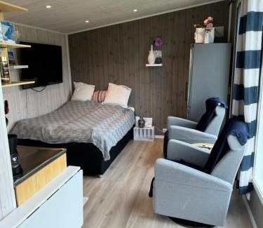 Sortland House | Sjarmerende anneks i Sigerfjord, Vesterålen