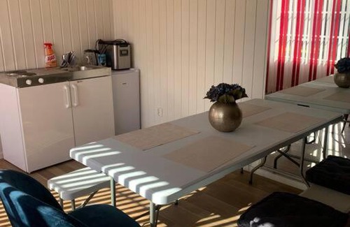Baerum Municipality Apartment | Sjarmerende gjestehus med stor hage i Sandvika