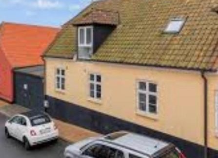 Svaneke Apartment | Skøn ferielejlighed i midten af Svaneke udlejes, minimum 4 dage