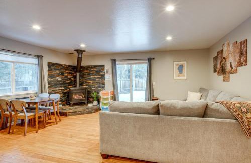 Christmas Valley House | Ski and Board in South Lake Tahoe! Updated Home