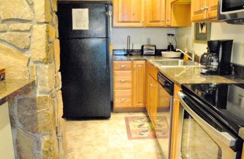 McHenry House | Ski Harbor #15