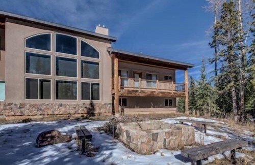 Brian Head Cabin | Ski In/out Luxury Cabin With Private Jacuzzi