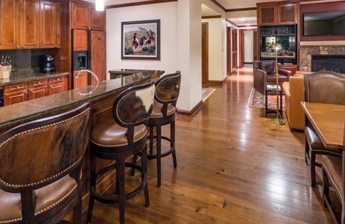 Aspen Villa | Ski-In/Out Resort, 3 bedroom at Ritz Aspen!