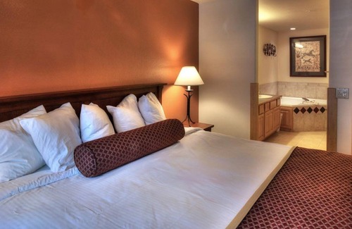 Four O'Clock Resort | Ski in, ski out at amazing Breck Resort! 2/19/23-2/26/23